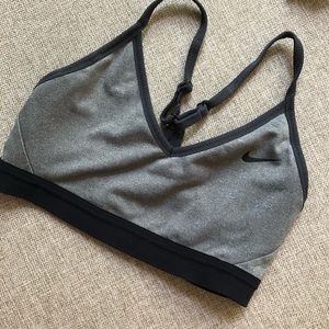 Nike light support sports bra